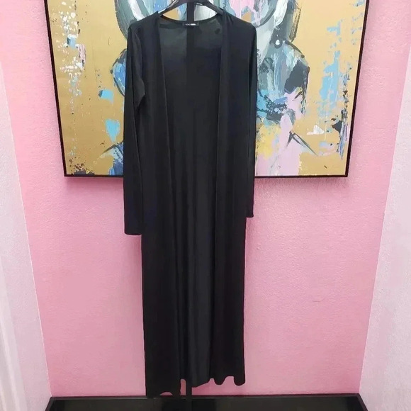 Fashion Nova Sweaters - Fashion Nova Long Black Duster Size Medium